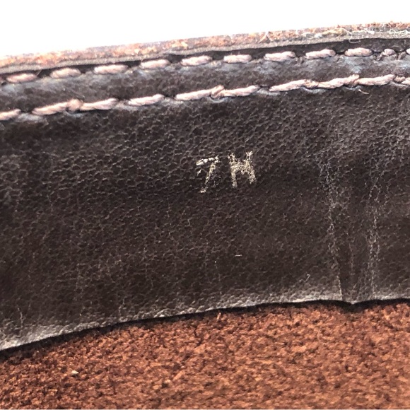 MIA s7 harness strap boots Beautiful and barely worn Leather uppers/rubber sole - Picture 5 of 8